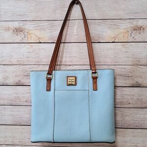 Dooney & Bourke purse